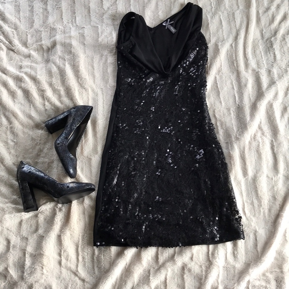 Vanity sequined dress!